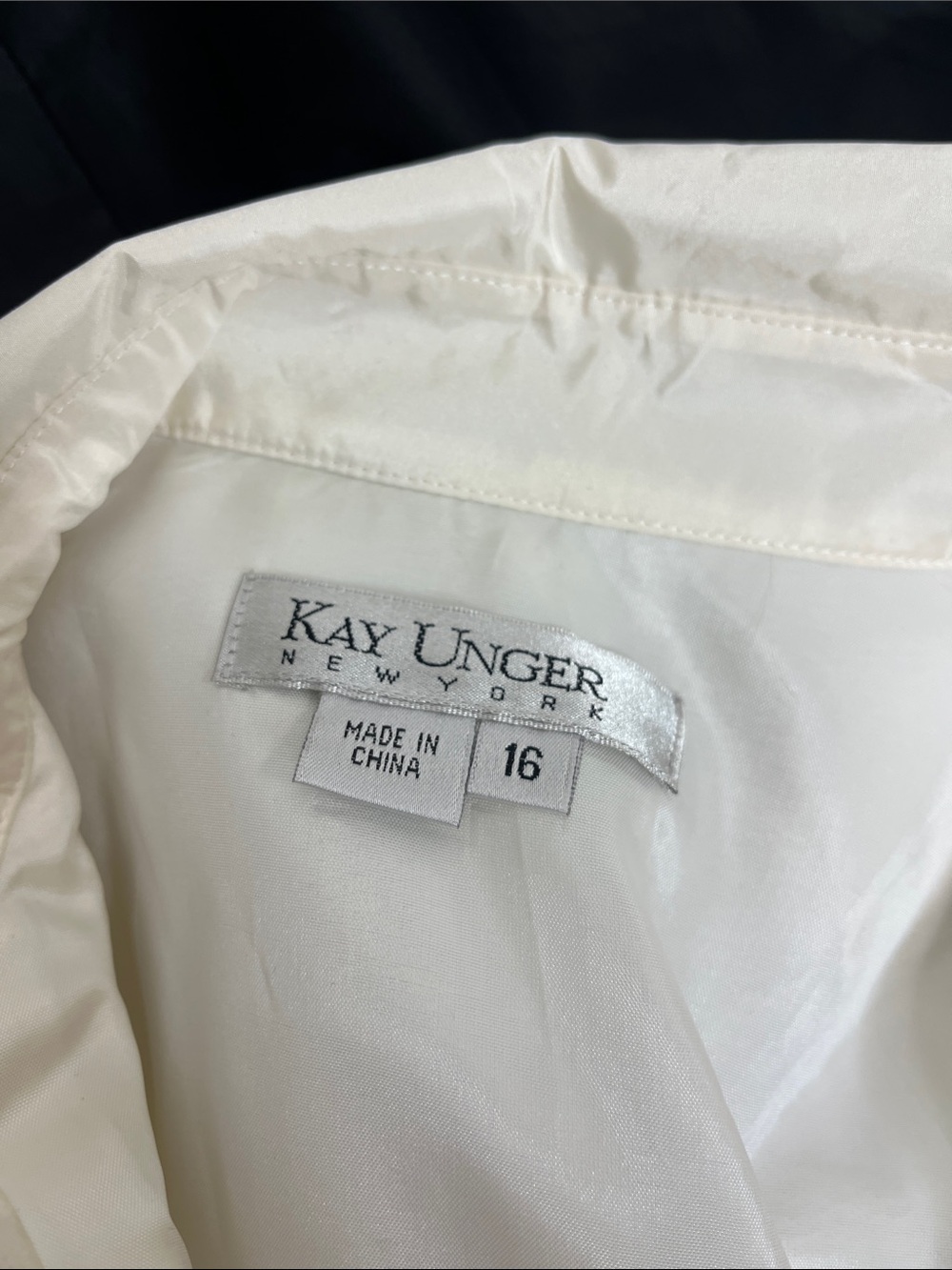 Kay Unger Ivory and Black Fancy  Dress with Ruffle Sleeves and Brooch - Picture 7 of 11